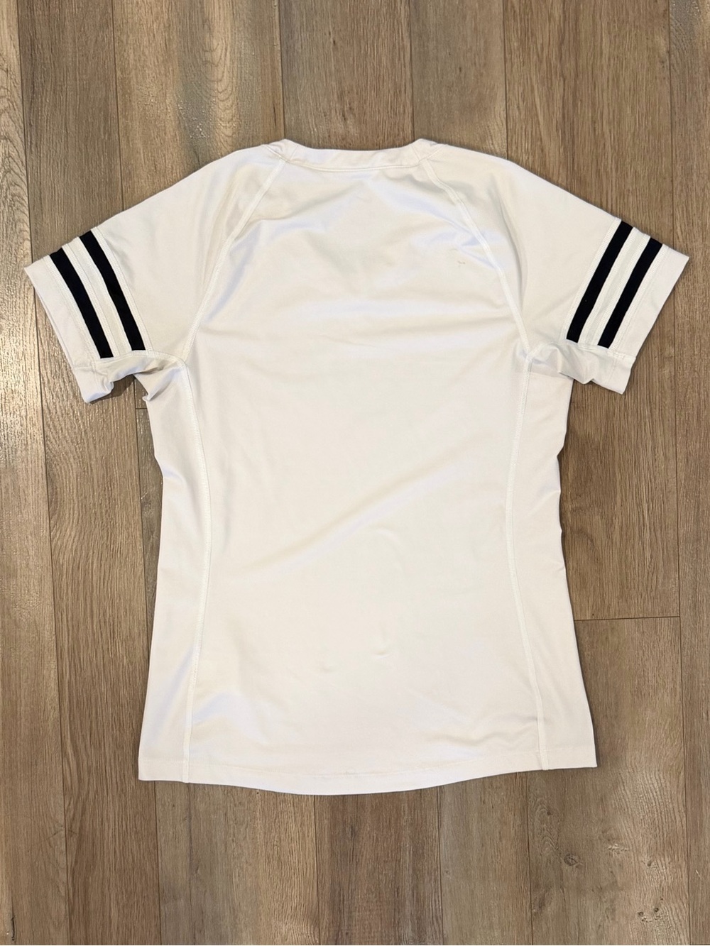 Nike White Short-Sleeve Performance Tee with Black Sleeve Stripes - Picture 2 of 6